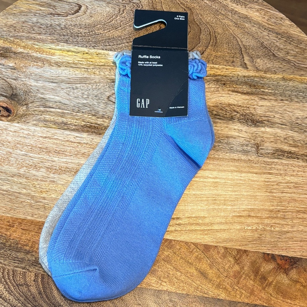 GAP Women's Blue and Gray Ruffle Socks NWT